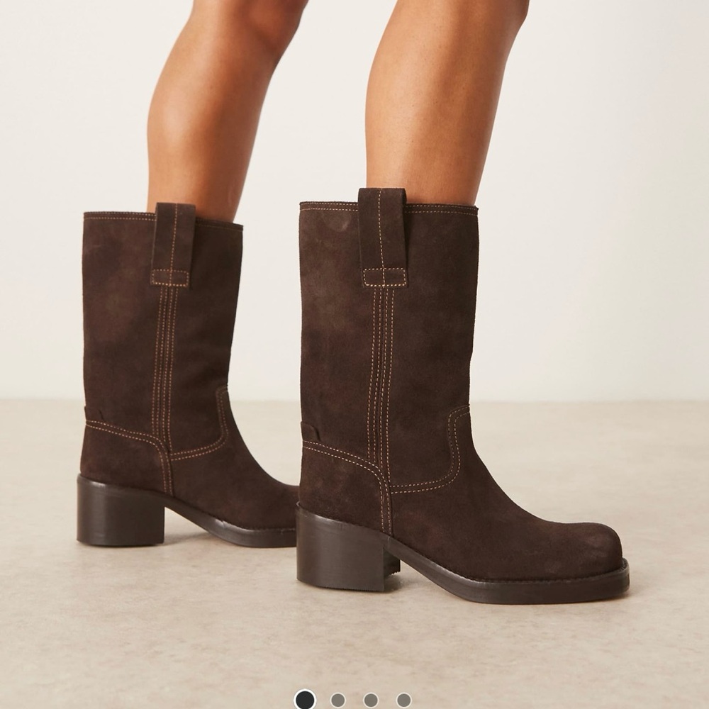 Caspia Premium Chocolate Brown Suede Women's Trucker Boots Pull On US 7